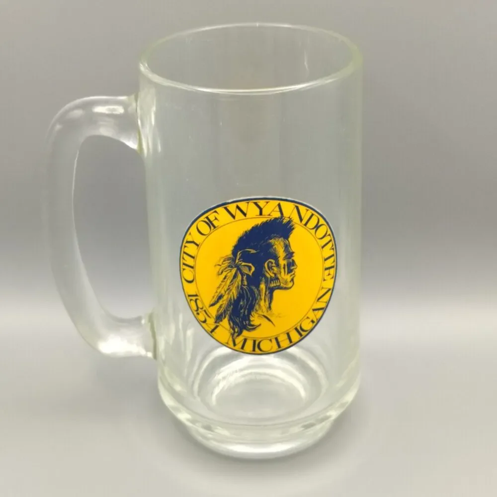 Wyandotte Michigan 1854 City Seal Glass Beer Mug 5.5” Vintage Souvenir